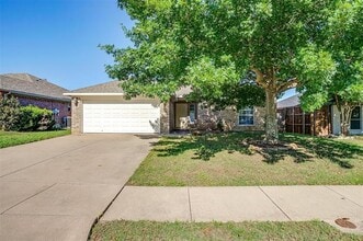 Building Photo - 543 Thistle Meade Cir