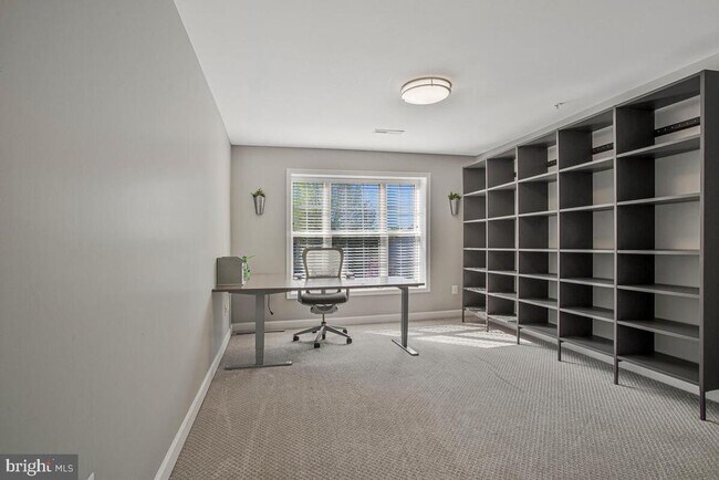 Building Photo - 12902 Crickmore Trace