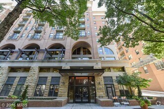 Building Photo - Westend/Georgetown One Bedroom, One Bath i...