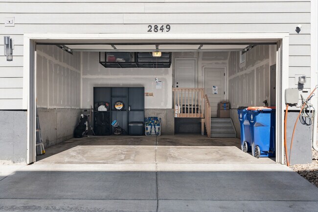 Building Photo - 2849 W 69th Ave