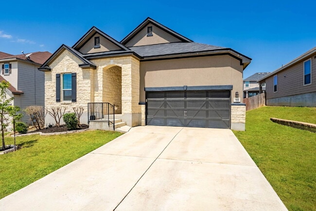 Primary Photo - 9411 Copperway