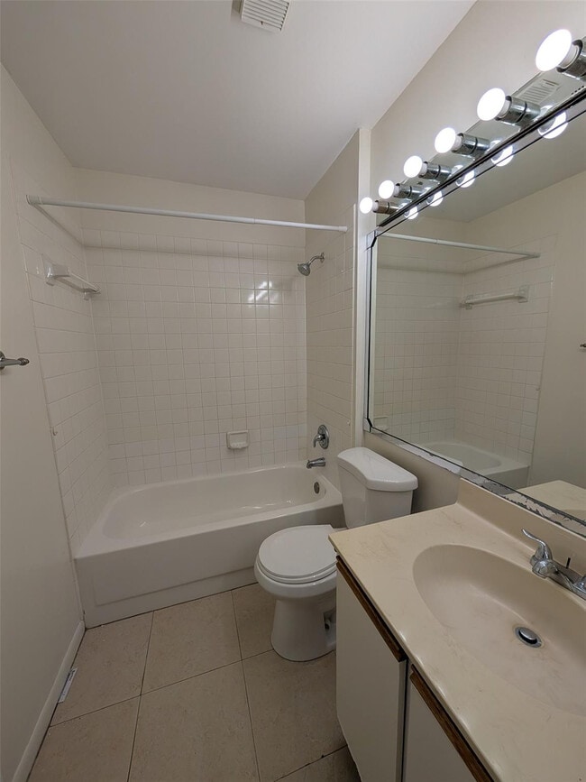 Building Photo - 5741 Riverside Dr