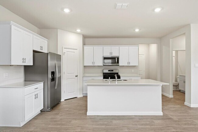 Building Photo - 120 Raymondville Path