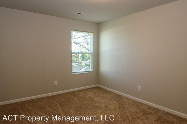 Building Photo - 3 br, 2.5 bath House - 759 Dayflower Court