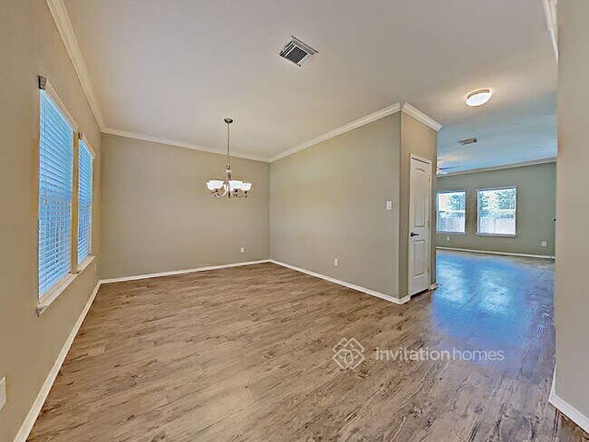 Building Photo - 11920 Summer Springs Dr