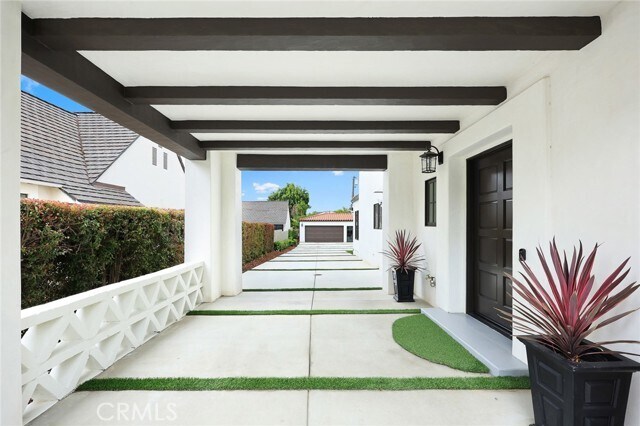Building Photo - 2174 Melville Dr