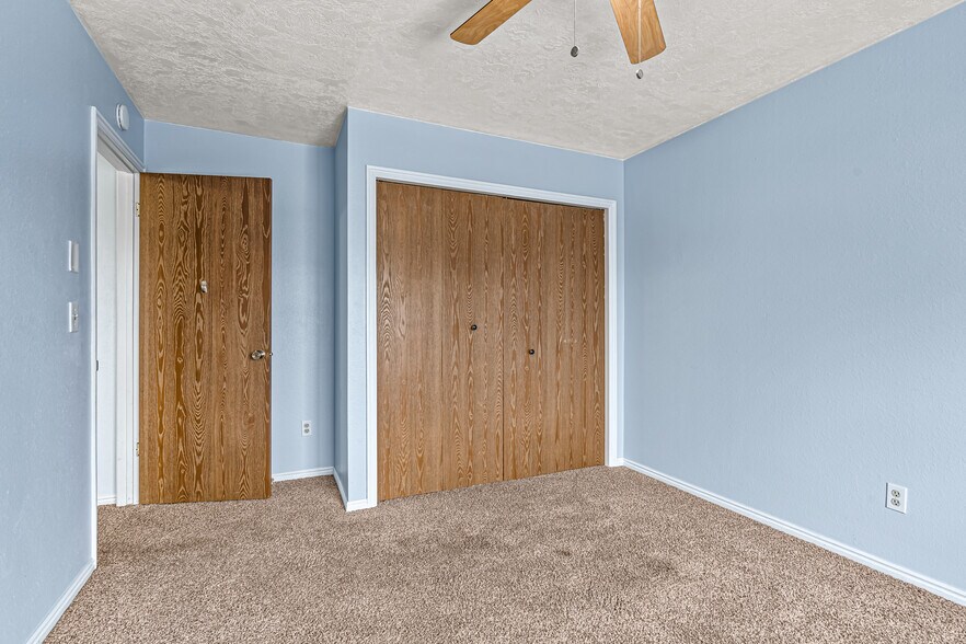Building Photo - 4860 Freedom Ave