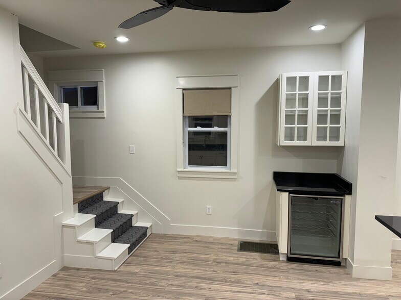 Building Photo - 1612 N Star Ave