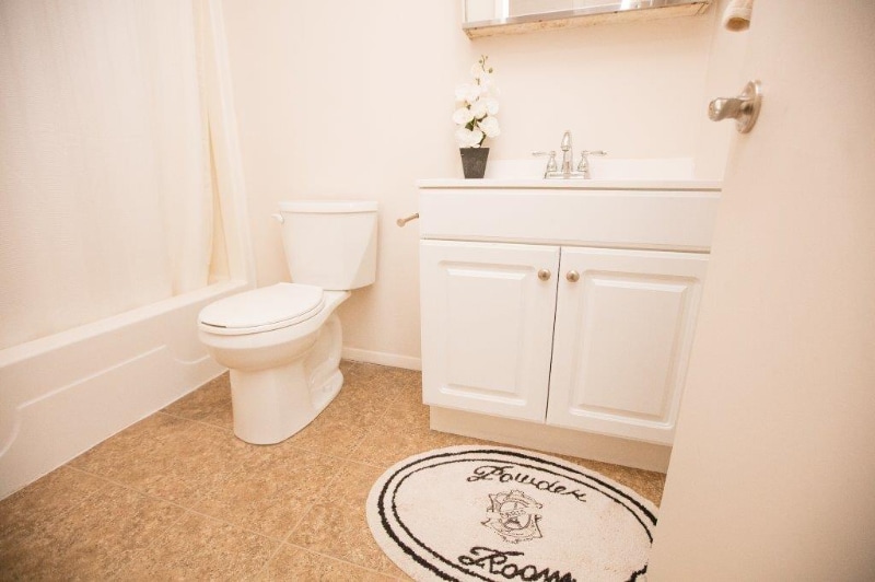 Building Photo - 2647 Eastgate Rd