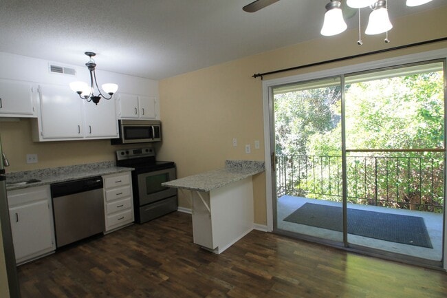 Building Photo - Exclusively Offered by Muse Realty, LLC