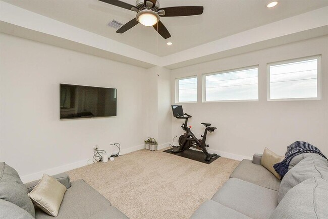 Building Photo - 501 Horizon Light Ln