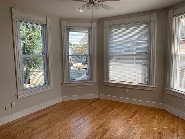 Building Photo - 35 Seaview Ave