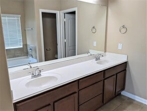 Building Photo - 9427 Fossil Canyon Dr