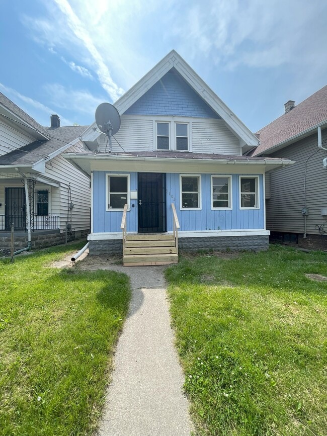 Building Photo - 3103 Cottage Ave