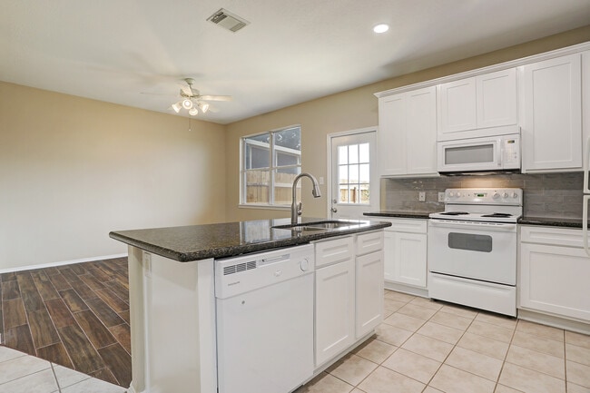 Building Photo - 281 Brandy Ridge Ln