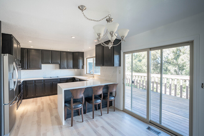 Building Photo - 13140 Delson Ct