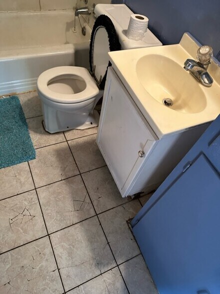 Building Photo - 838 E Jackson St