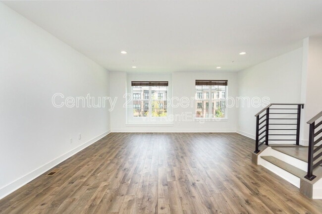 Building Photo - 7371 Old Airfield Ln