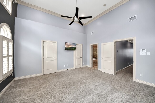 Building Photo - 1434 Wichita St