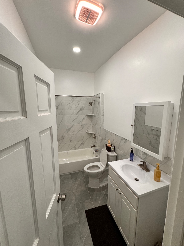 Building Photo - 630 Jefferson Ave