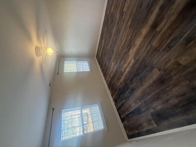 Building Photo - 260 McKendree Ln