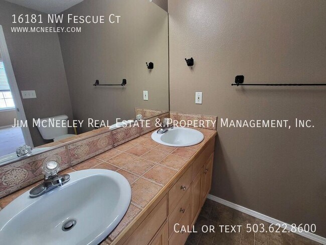 Building Photo - 16181 NW Fescue Ct