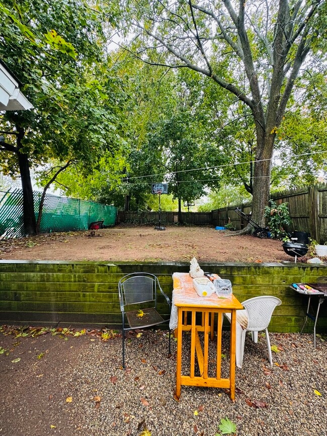 Building Photo - 54 Lombard St