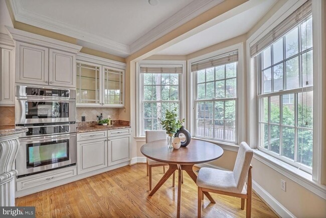 Building Photo - 2053 Mayfair McLean Ct