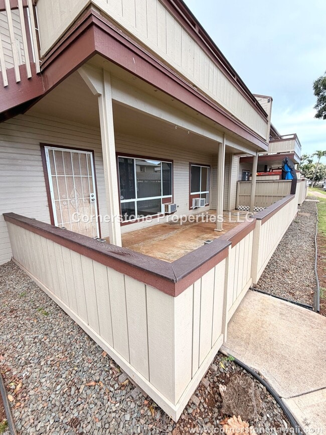 Building Photo - 91-525-525 Puamaeole St