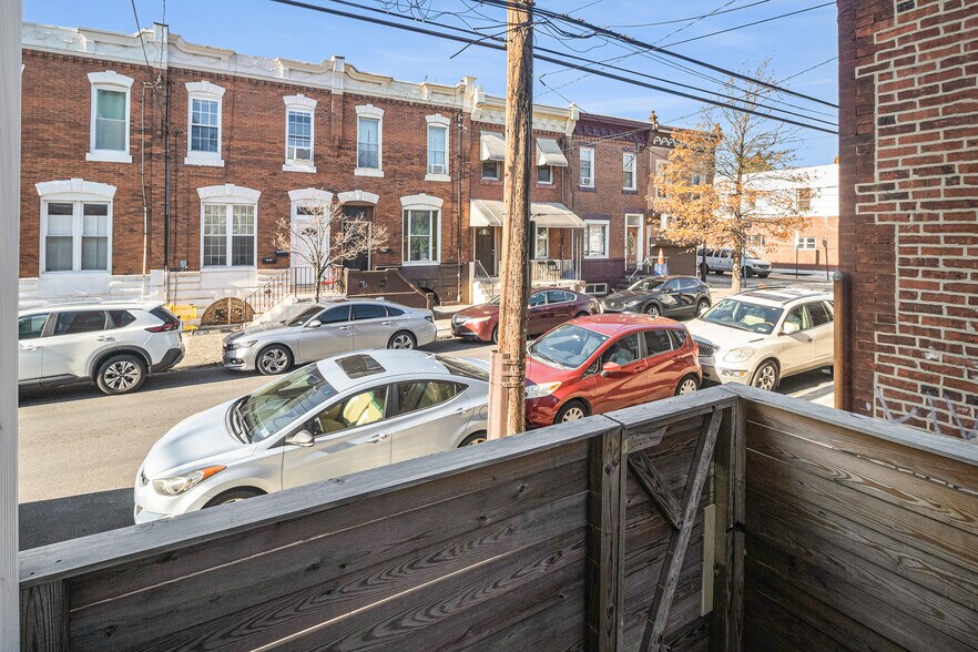 Building Photo - 1853 Hoffman St