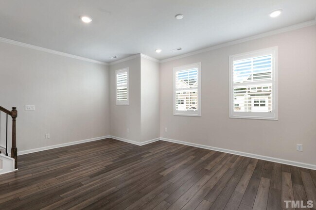 Building Photo - 4964 Southern Magnolia Dr