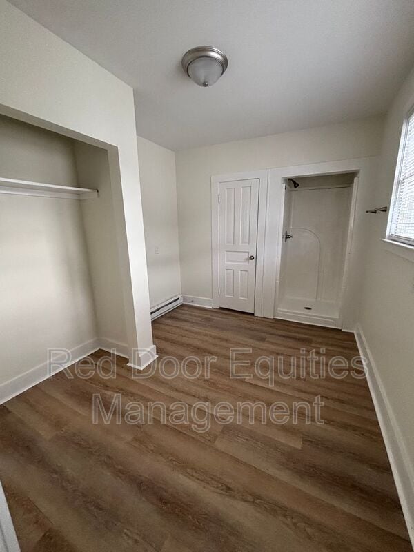 Building Photo - 522 N High St