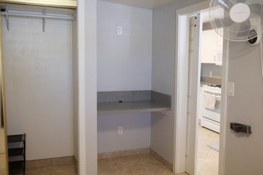 Building Photo - 3942 Marron St