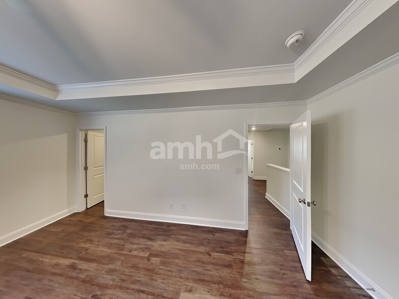 Building Photo - 122 Marin Dr