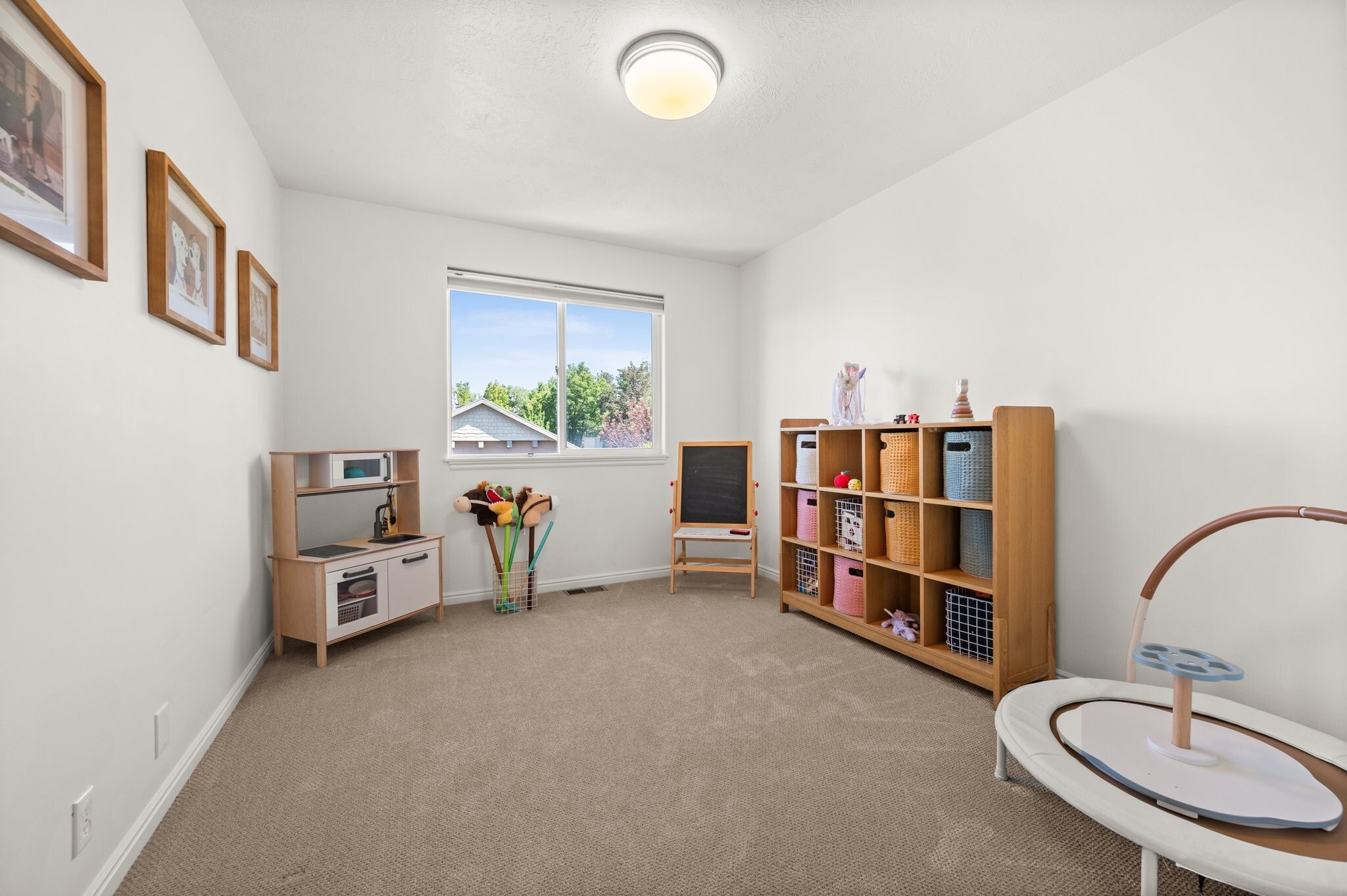 Building Photo - 2326 E Sky Pines Ct