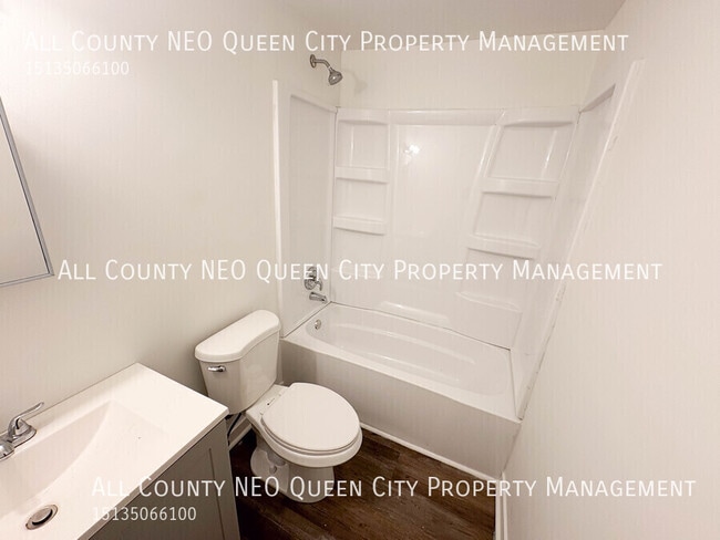 Building Photo - 7733 Harrington Ave