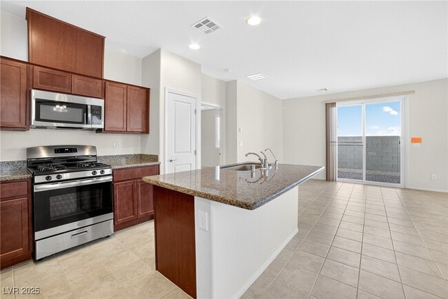 Building Photo - 2705 Holmes Creek Ct