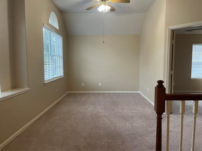 Building Photo - 14118 Millglen Ct