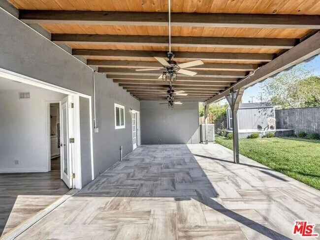Building Photo - 28040 Ermine Pl
