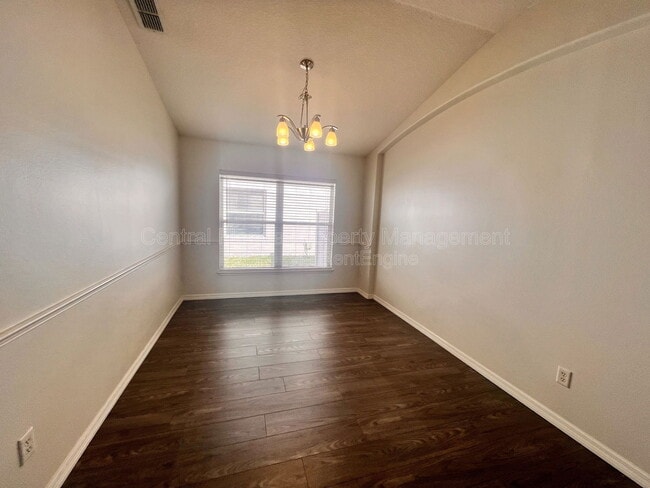 Building Photo - 3930 Lakeside Reserve Ln