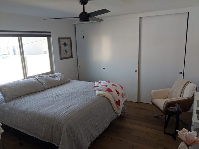 Building Photo - 1 Bedroom-1 Bathroom Single Story Condo in the La Mesa Village