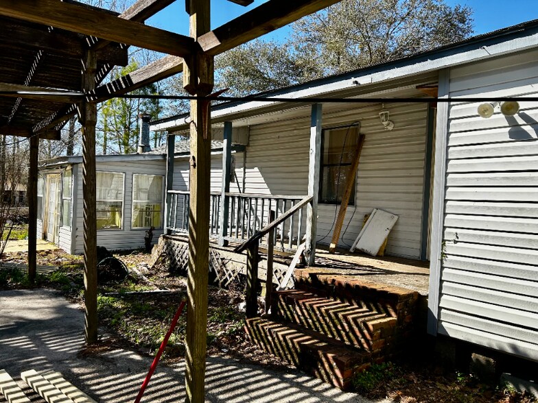 Building Photo - 181 Doyle Sharpe Rd