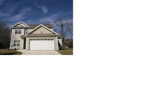 Building Photo - 2253 Sandpiper Ct N