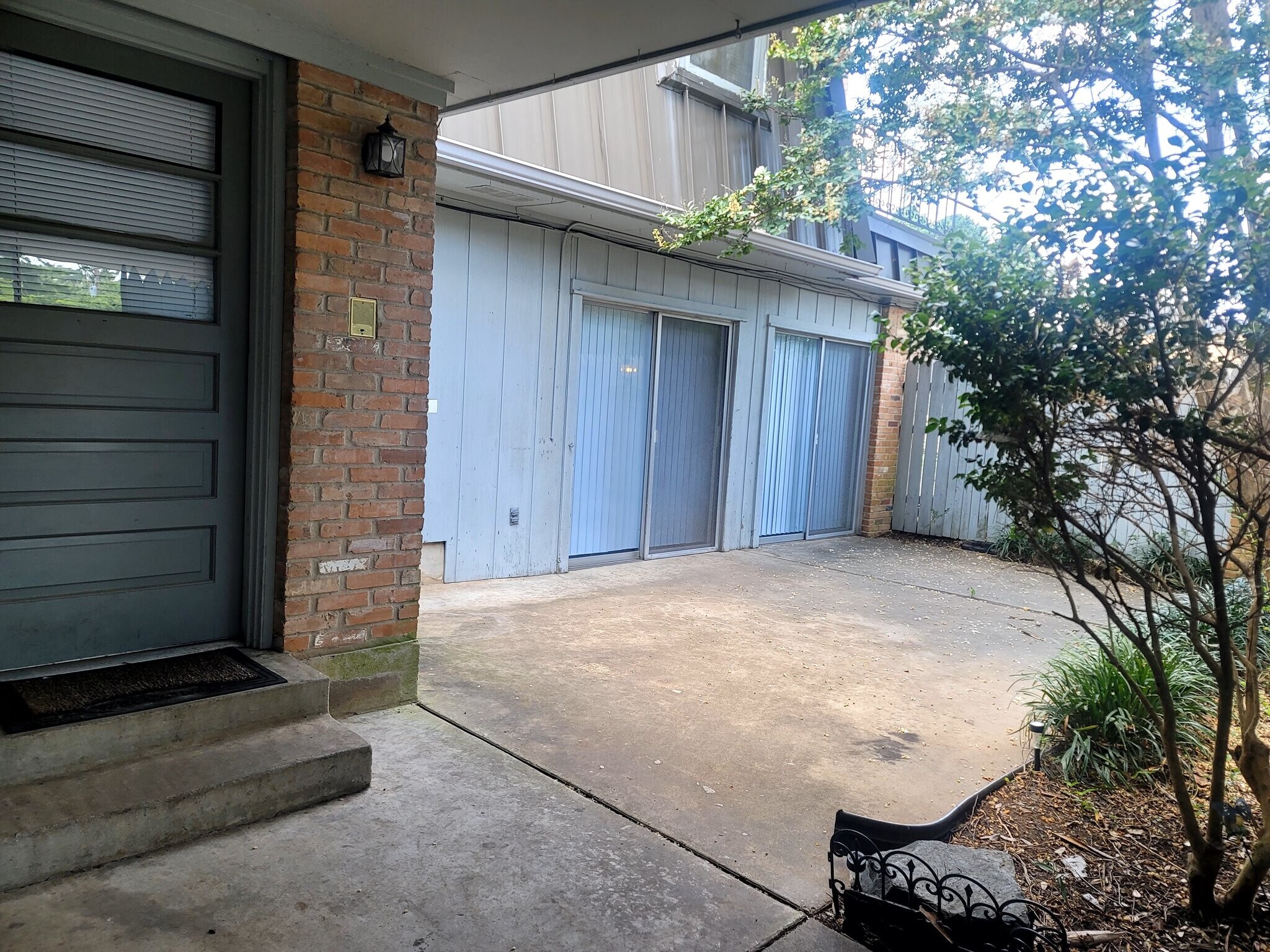 Building Photo - 2820 N Fourth St