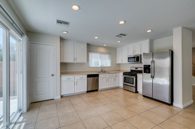 Building Photo - Remodeled 3-Bedroom Home with Loft.