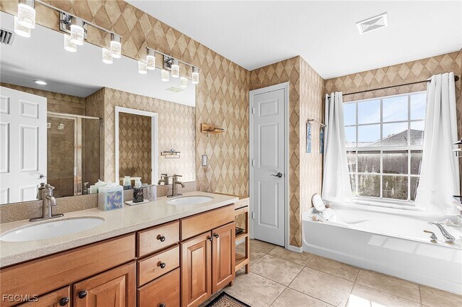 Building Photo - 9021 Falcon Pointe Loop
