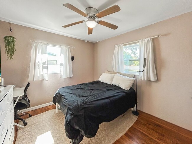 Building Photo - Fully Updated and Move-In Ready St. Pete Home – Minutes to Downtown & Beach - 2bed | 1bath