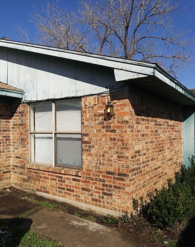 Building Photo - 416GV