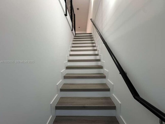 Building Photo - 10473 NW 82nd St