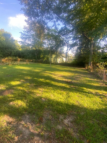 Building Photo - 6426 Kincaid Ave